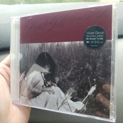 Violet Grohl – Debiutinis albumas (CD)